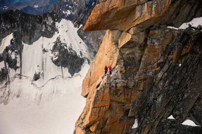 Caroline Ciavaldini en la via 'Voie Petit', en los Alpes.