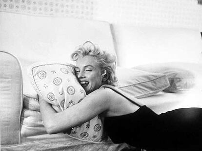 La actriz Marilyn Monroe, fotografiada en 1956 por Cecil Beaton.