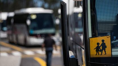 Autobuses en Ames (A Coruña).