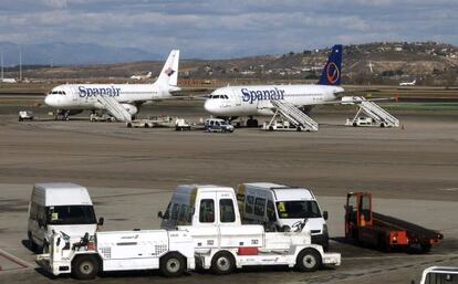 Dos aviones de Spanair.