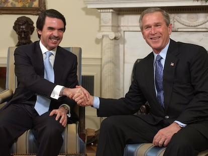José María Aznar, presidente del Gobierno en 2004, en una reunión con el presidente de EE UU, George W. Bush.