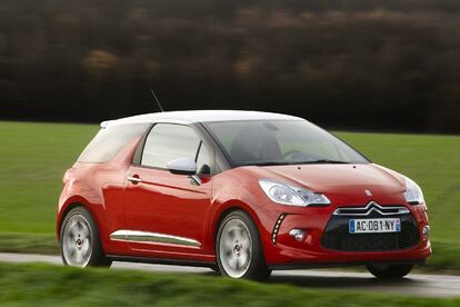 El DS3 permite combinar una gran variedad de colores para el techo, la carrocería e incluso los retrovisores.