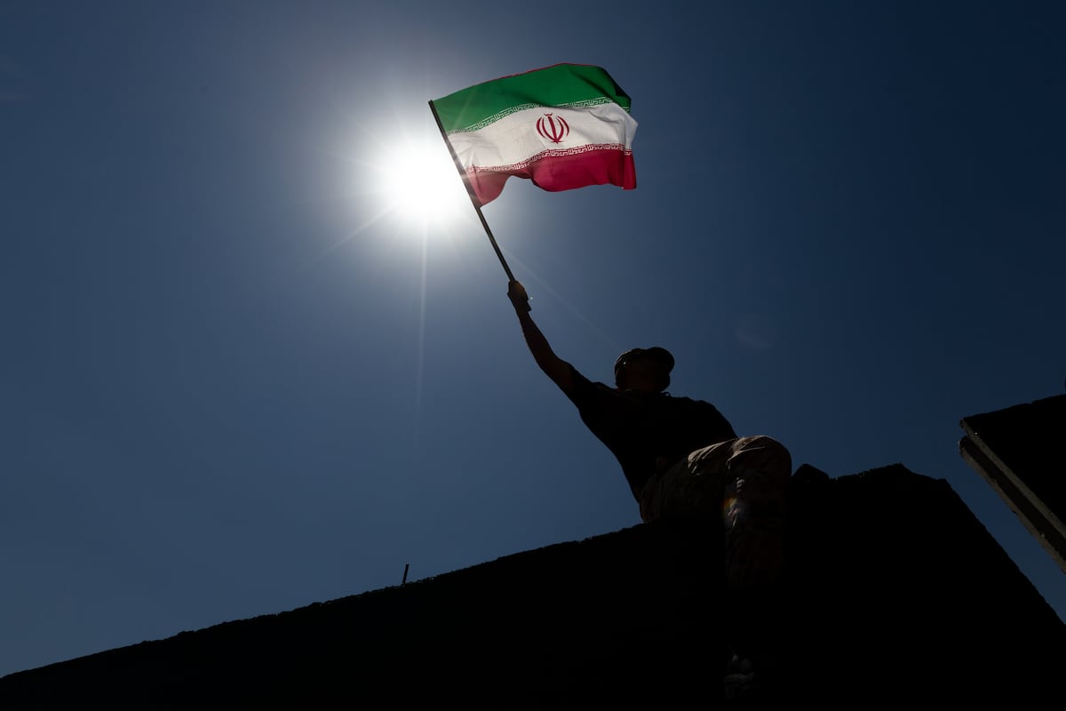 Incertidumbre en los mercados: Tecnología y tensiones en Irán afectan las bolsas