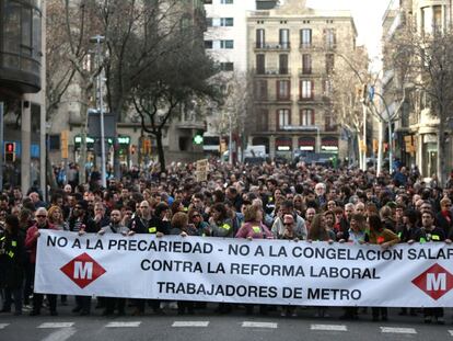 Manifestaci&oacute;n de trabajadores de Metro este lunes en Barcelona. 
