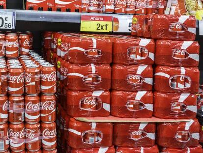 Coca-Cola dejará de unir sus latas con anillas de plástico desde 2020