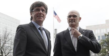 Carles Puigdemont i Raül Romeva, durant una visita a Washington DC, el 2017.