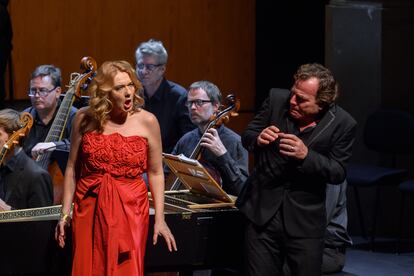 La ‘mezzo’ Magdalena Kožená y el bajo Luca Tittoto durante el cuarto acto de ‘Médée’.