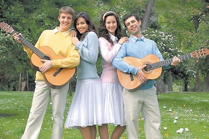 El grupo Happiness, intérprete de <i>Amo a Laura: esperaré hasta el matrimonio. </i>