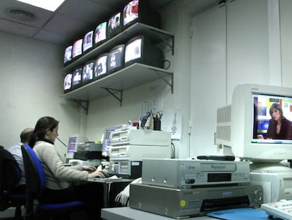 Trabajadores en el CAC.