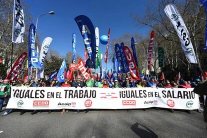 Funcionarios de prisiones durante una manifestaci&oacute;n en Madrid.