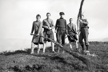 Caballeros británicos con ‘kilts’.