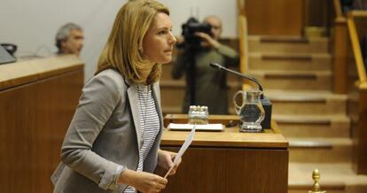 La portavoz del PP, Arantza Quiroga, este viernes en el pleno del Parlamento vasco.