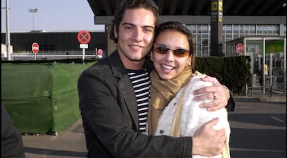 Los cantantes David Bisbal y Chenoa en 2003.