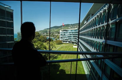 En el pueblo de Vevey empezó la aventura de esta empresa a mediados del siglo XIX. Hoy, un moderno edificio acristalado acoge su sede central.