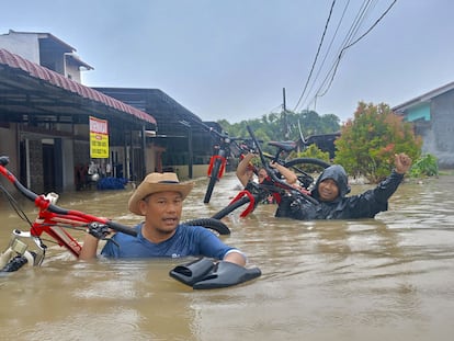 Inundaciones de Indonesia, Malasia y Tailandia