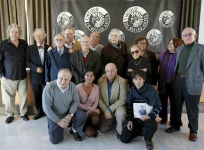 Un grupo de intelectuales y juristas han presentado hoy en Madrid un manifiesto de apoyo al juez Garzón
