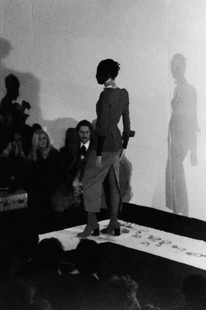 El modelo Tabi apareció en el primer desfile de Martin Margiela en París en 1988.