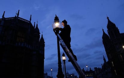 Farola de gas en Westminster, Londres.