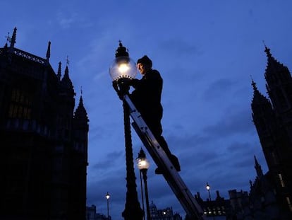 Farola de gas en Westminster, Londres.