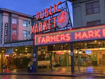 Pike Place Market, en el barrio m&aacute;s animado de Seattle (EE UU), es uno de los escenarios de la trilog&iacute;a &#039;50 sombras de Grey&#039;.
 