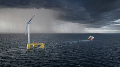 Instalación flotante y turbina de 2 MW recién implantadas por ACS 15 kilómetros mar adentro de la ciudad escocesa Aberdeen.