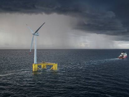 Instalación flotante y turbina de 2 MW recién implantadas por ACS 15 kilómetros mar adentro de la ciudad escocesa Aberdeen.