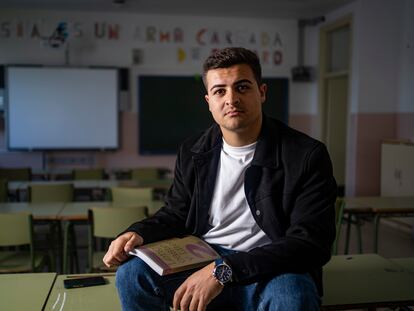 Gregorio Quirós, de 23 años, que dejó los estudios en Bachillerato, los retomó tiempo después, en el instituto público La Janda, en Vejer de la Frontera (Cádiz), el viernes.