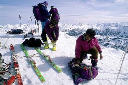 Esquí de montaña en la pista de Montarto, en la estación de esquí de Baqueira Beret, en el valle de Arán.