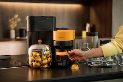 Se recomienda tomar las cápsulas con vitamina B6 acompañadas de hielo, leche fría o bebidas de origen vegetal para apreciar las notas de almendra y vainilla de su sabor.