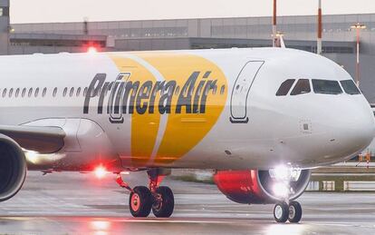 Avi&oacute;n de la compa&ntilde;&iacute;a Primera Air.