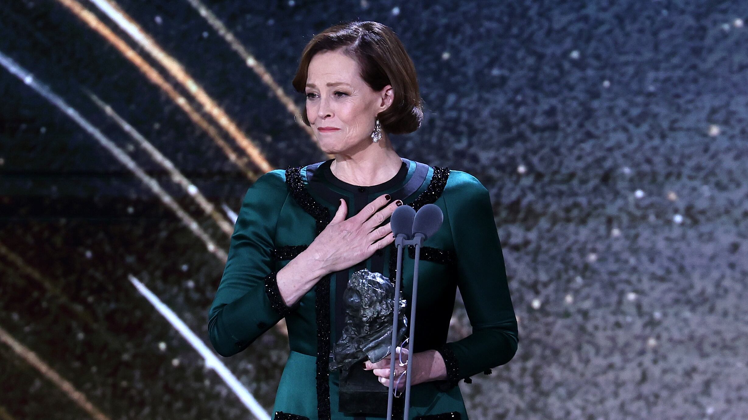 La actriz estadounidense Sigourney Weaver, durante su discurso de agradecimiento por el Goya internacional.