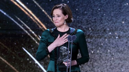 La actriz estadounidense Sigourney Weaver, durante su discurso de agradecimiento por el Goya internacional.