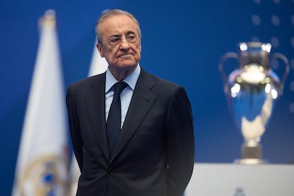 Florentino Pérez, durante la presentación de Mbappé en el Bernabéu.