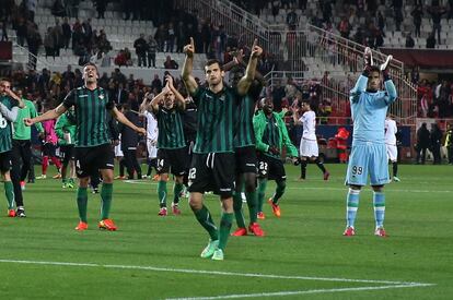 Los jugadores del Betis celebran la victoria