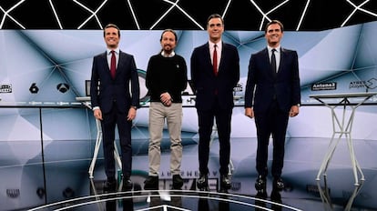 Pablo Casado, Pablo Iglesias, Pedro Sánchez y Albert Rivera, este martes durante el debate electoral en Atresmedia.