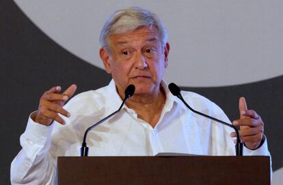 Andrés Manuel López Obrador durante un acto público en Acapulco