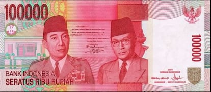 Billete de 100.000 rupias de Indonesia. Corresponde a una serie emitida en 2004-2005. Es la denominación más alta de las rupias indonesias donde los billetes son muy utilizados en el día a día. Este billete equivale a 6,59 euros.
