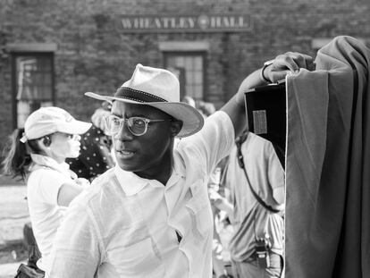 Barry Jenkins durante as filmagens de ‘Os Caminhos para a Liberdade’.