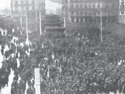 Puerta del Sol, 4 de enero de 1920. Cortejo fúnebre de Benito Pérez Galdós