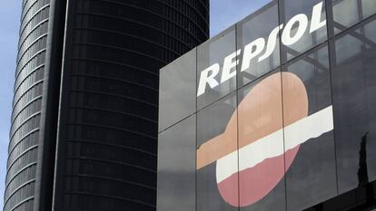Vista del logotipo de Repsol.