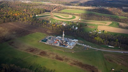 Una operación de fracking en Ribonson (Pensilvania), en 2017.