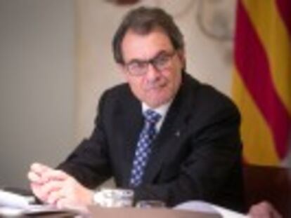 El president de la Generalitat es reunirà amb Oriol Junqueras i amb les entitats aquest dimecres. El líder de CiU lamenta que el Govern  conversi amb querelles  però  és el que hi ha 
