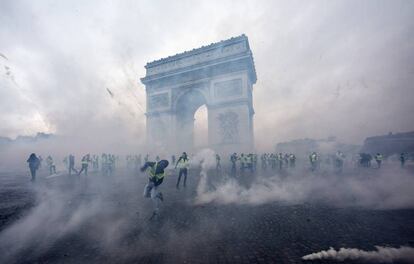 Protestas de los 'chalecos amarillos' en París este 1 de diciembre.