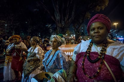 Un grupo de mujeres afrobrasileñas durante una manifestación en São Paulo.