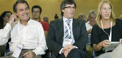 Artur Mas, Carles Puigdemont i Neus Munt&eacute;, al congr&eacute;s de refundaci&oacute; de CDC.