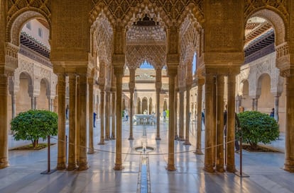 Entrada al patio de los leones.