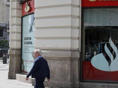 Santander, condenado a devolver más de 400.000 euros por falta de información en 'Valores Santander'