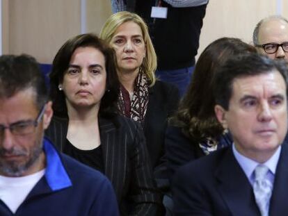 La infanta Cristina, Salvador Trinxet Llorca, Ana Mar&iacute;a Tejeiro Losada, Mercedes Coghen Alberdingk (tapada), Miguel &Aacute;ngel Bonet Fiol y Jaume Matas en el banquillo de los acusados al inicio del denominado Caso N&oacute;os