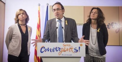 Meritxell Borras, Josep Rull i Mercè Conesa, aquest dijous, en la presentació de la campanya.