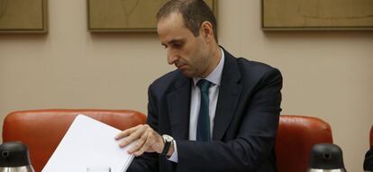 El presidente del FROB, Jaime Ponce, durante su comparecencia ante la Comisi&oacute;n de Econom&iacute;a del Congreso